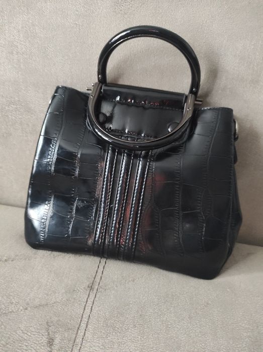 Продам отличные  сумочки