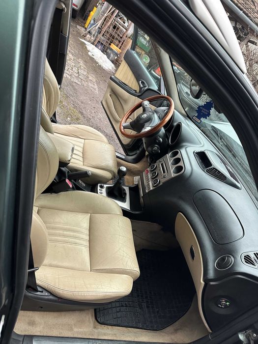 Alfa Romeo Crosswagon Q4