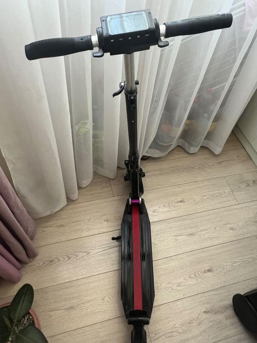 Электросамокат новый