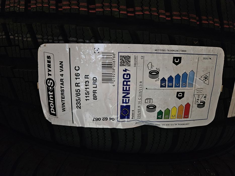235/65R16C Point S зимни