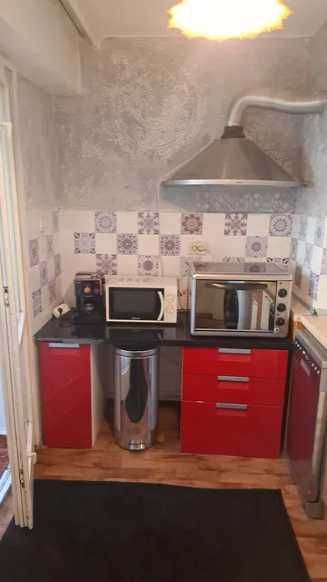 Дава се под наем Двустаен апартамент в Бургас, Славейков - 110 кв.м за 465 € - Снимка #3