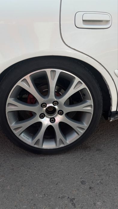 Продам или обменяю R18 225/40