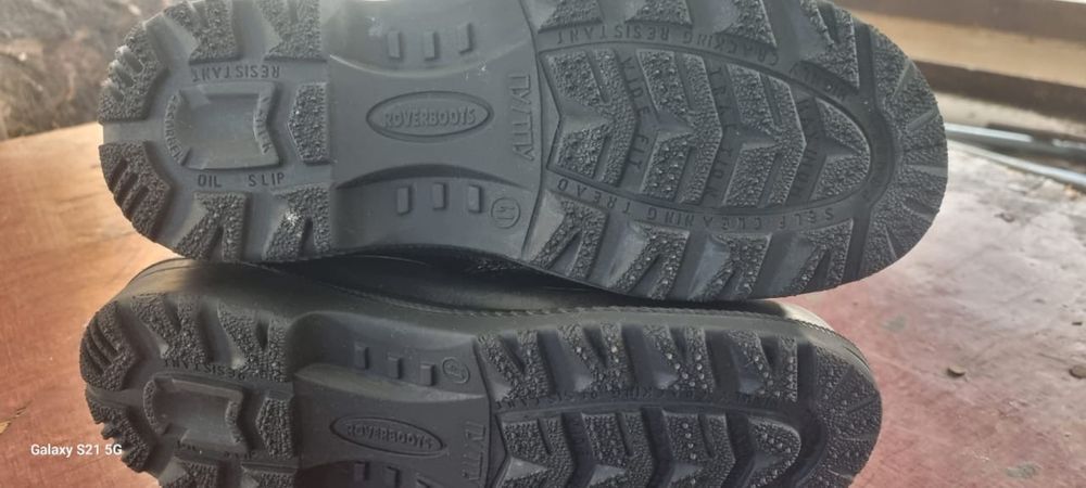 продам зимние утепленные сапоги