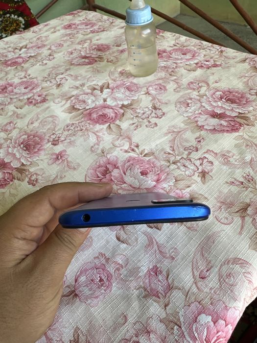 redmi 9c xolati yaxshi zapchastga beriladi yonme qogan