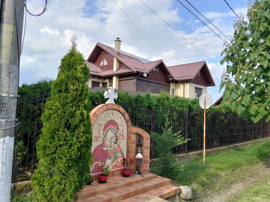 Vând propietate privata 800 m2