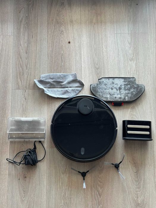 +++Aspirator Xiaomi Mi Robot Vacuum + Mop P (aspira & sapala)