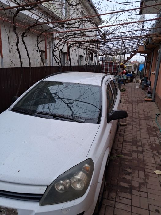 Vând Opel astra h 1.7 diesel 2005