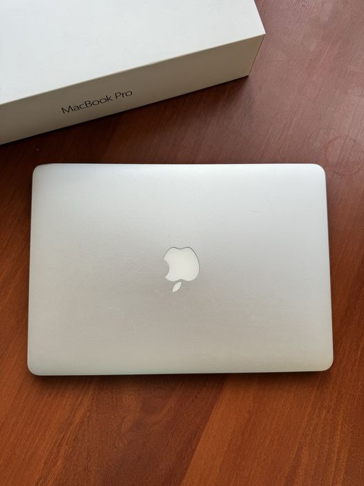 Apple MacBook pro 13 (mid 2014)