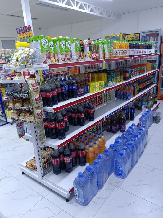 Стеллаж для магазина