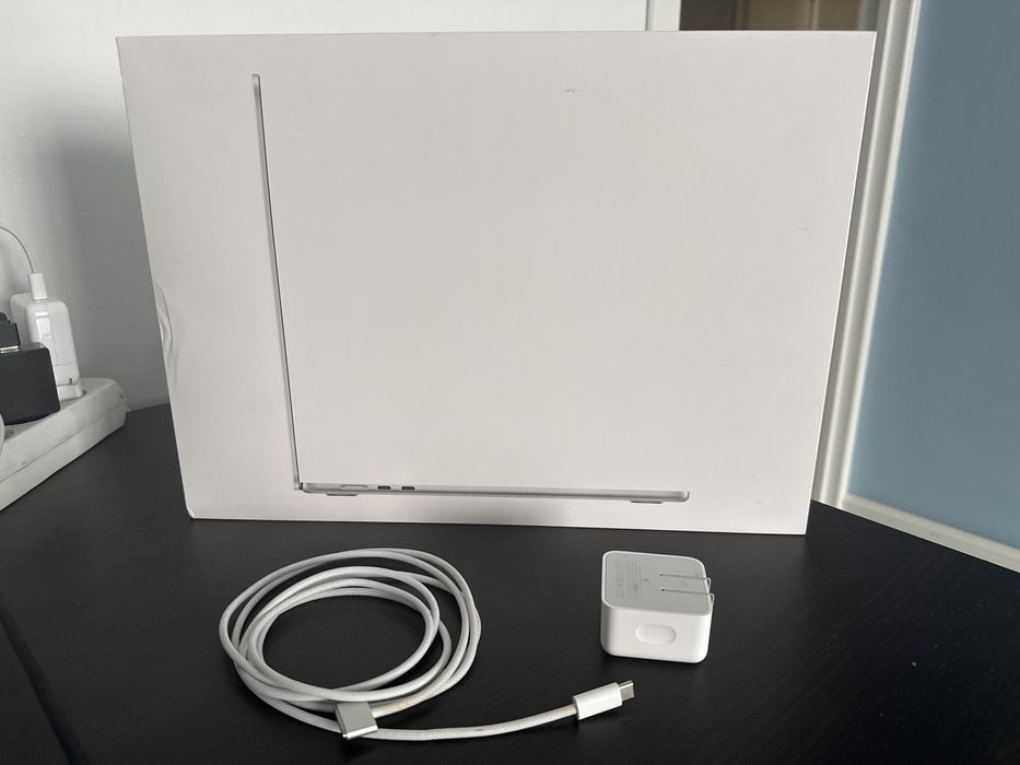 Macbook m3 air 15