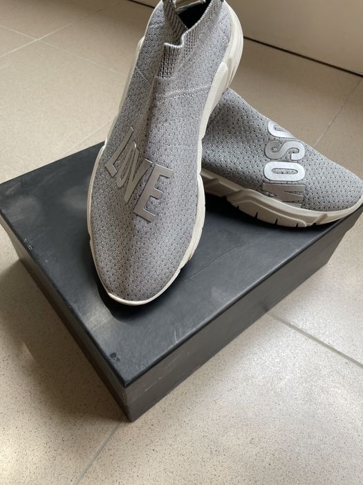 Love moshino, сникърси