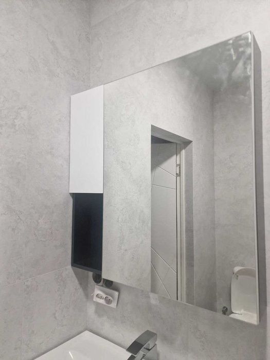 Шкафчик в ванную комнату с мойкой