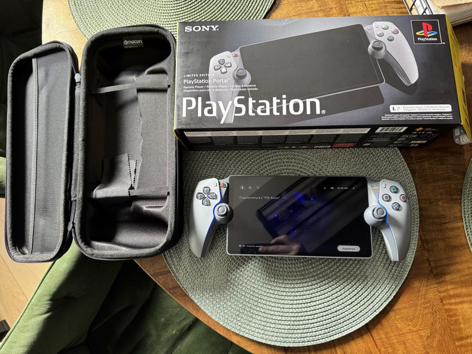 PlayStation Portal – 30th Anniversary Limited Edition