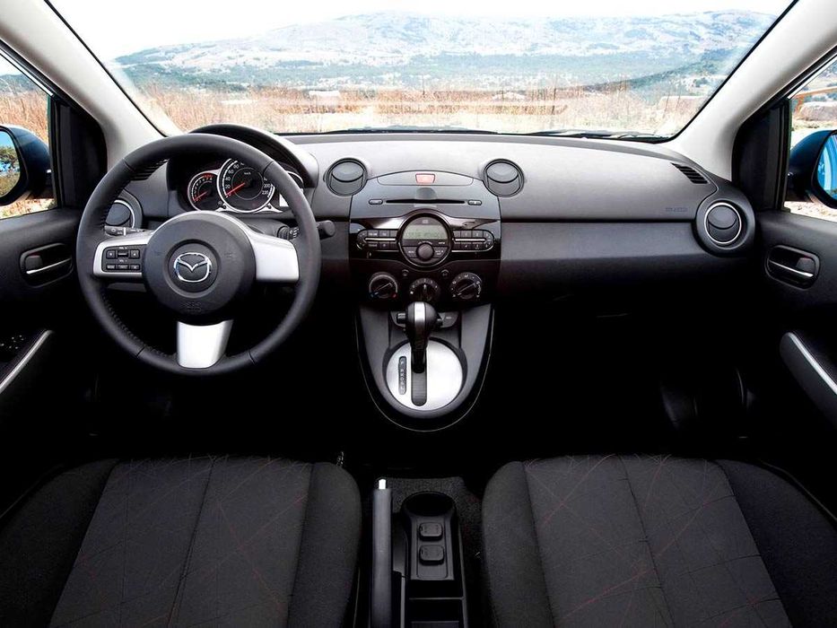 Mazda 2  Naqd va Halol nasiya savdo
