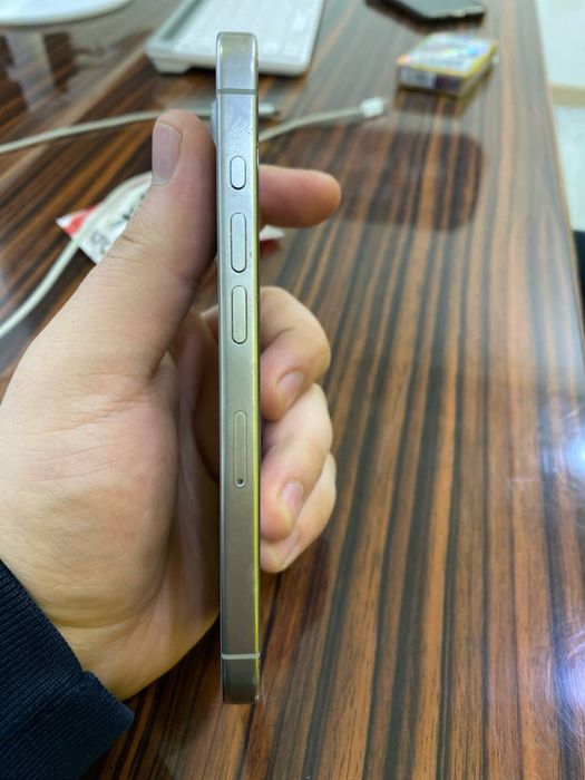 Iphone 15 pro juda yaxshi