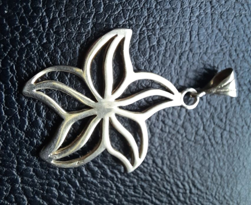 Сребърна висулка- морска звезда !