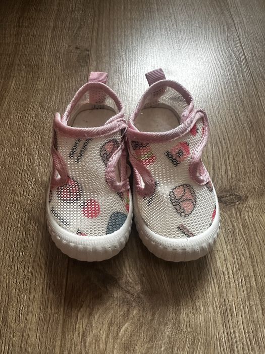Детская обувь летняя