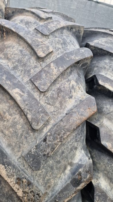 CAUCIUCURI tractor 16.9-34 marca Petlas, 10 ply