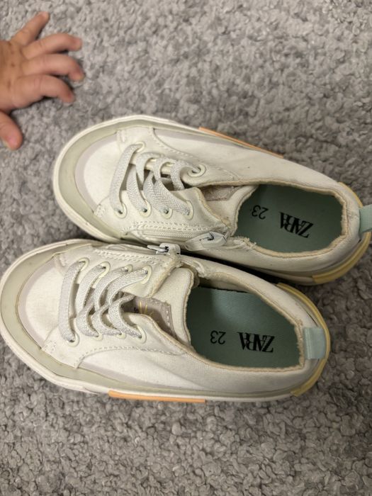 Tenesi Zara marimea 23