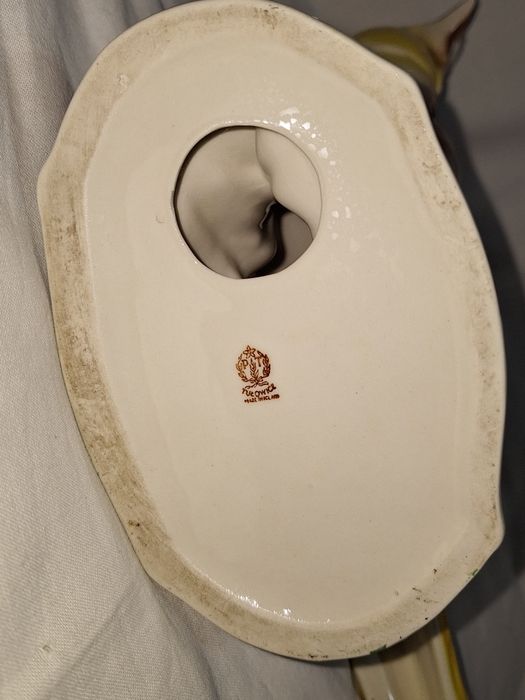 Стара порцеланова фигура папагал