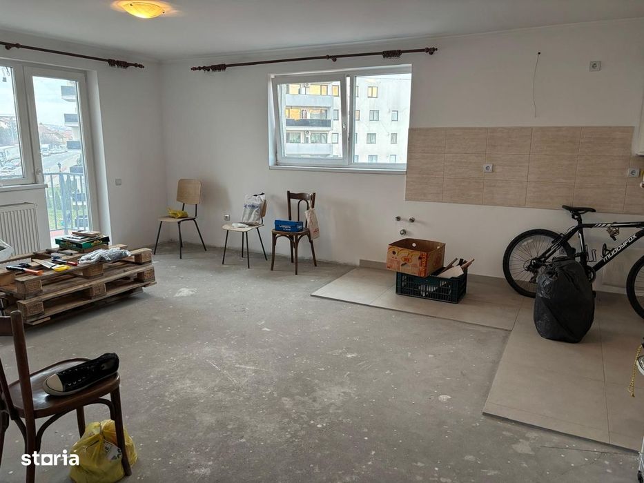 Vand apartament 3 camere Dambul Rotund