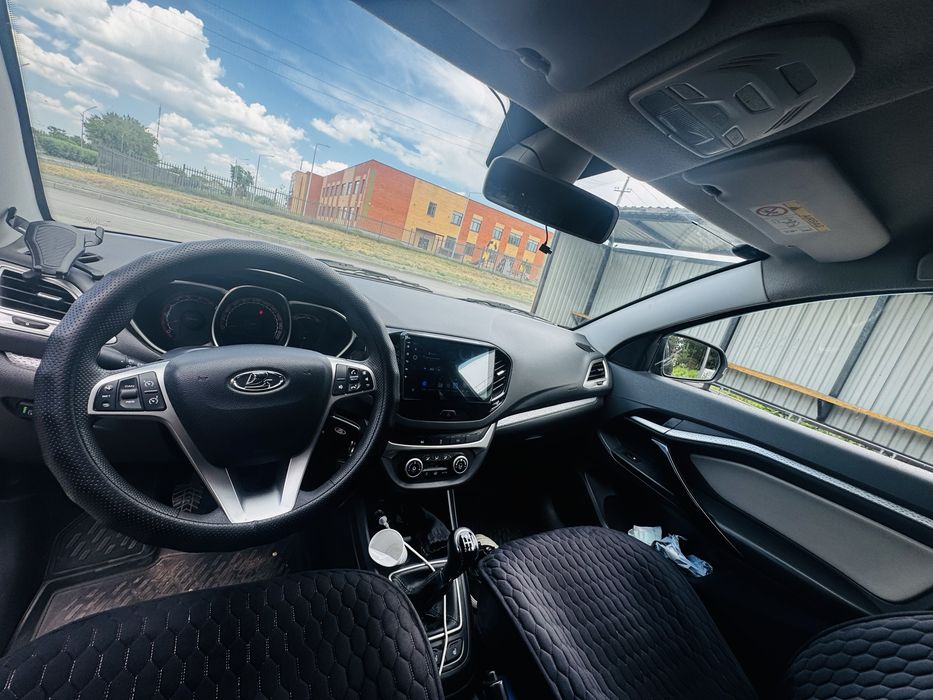 Lada vesta sw cross