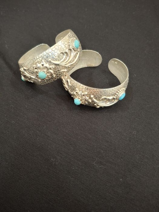 Срочно продается серебряный браслет