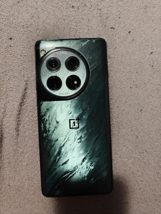 Vând Telefon Oneplus 12 512gb+16Gb ram