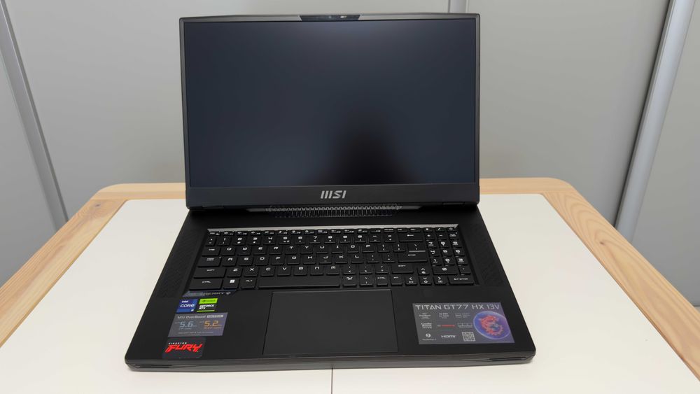 Laptop Gaming MSI Titan GT77HX 13VI (128 Gb RAM, Wi-Fi 7, 6 Tb SSD)