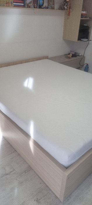 Pat 160/200 cu somiera rabatabila