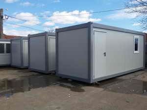 Vand containere