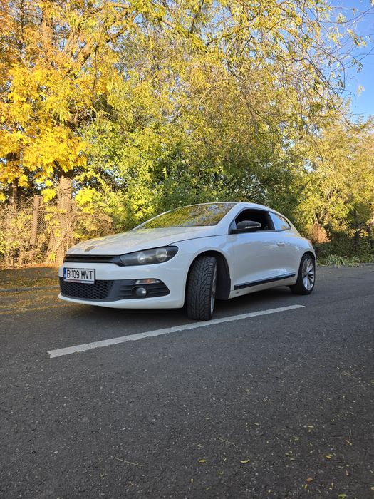 Volkswagen Scirocco 2011 1.4 tfsi -  vând sau schimb cu moto