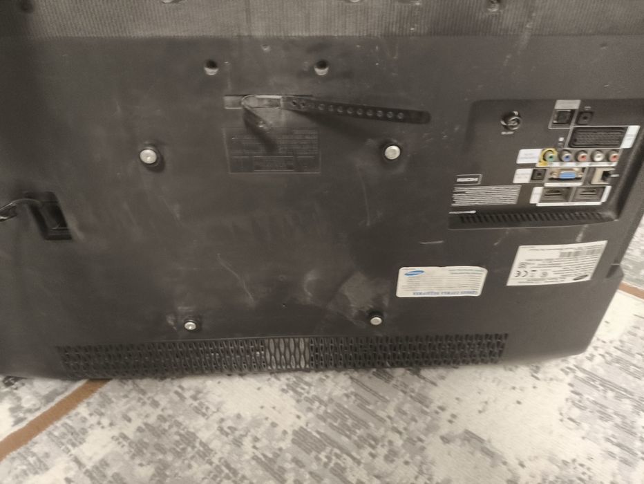 Телевизор самсунг