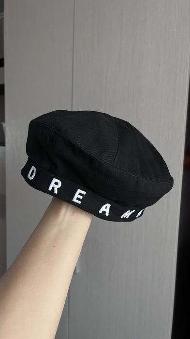 Берет, головной убор