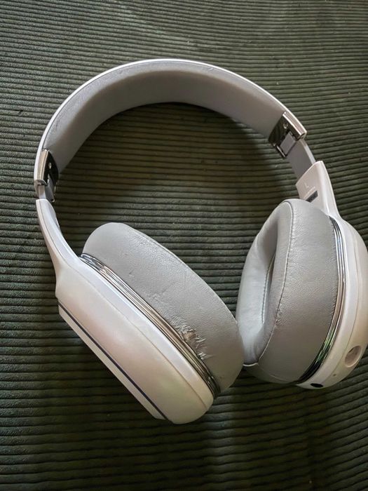 Căști wireless AQIRYS Lyra albe, Bluetooth, 27h autonomie