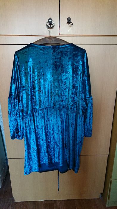 Платья вечерние б/у 5000тг размер 66