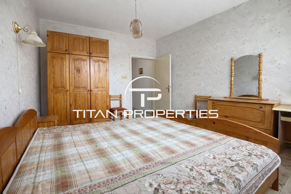 Продава се Тристаен апартамент в Пловдив, Христо Смирненски - 107 кв.м за 2141 €/кв.м - Снимка #4