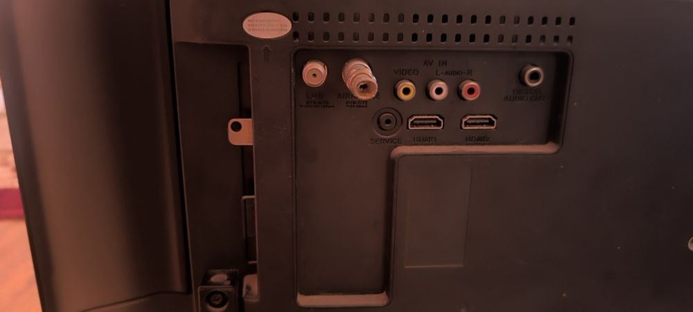 Телевизор YASIN в отличном состоянии