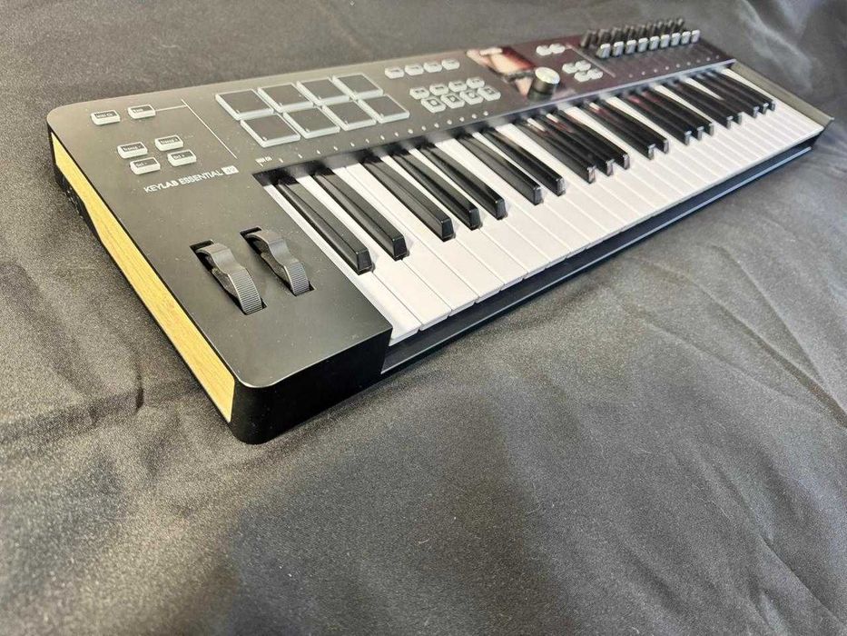 Arturia keylab essential 49