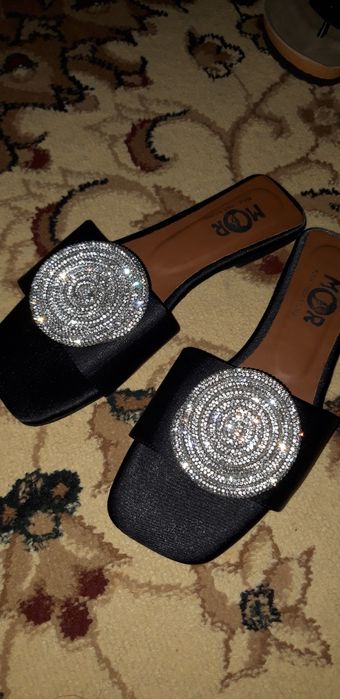 Летняя женская обувь