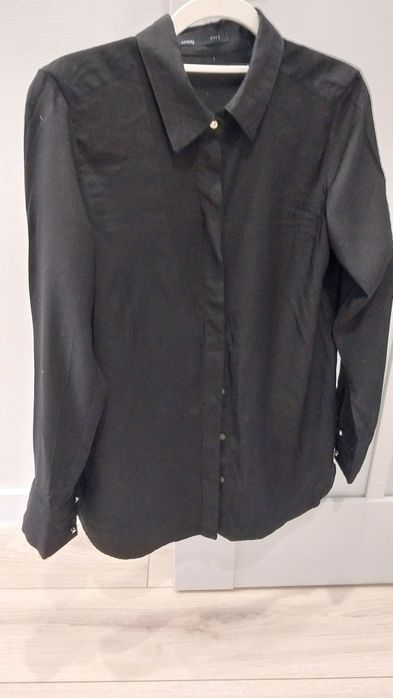 Черная рубашка блузка S  размера sinsay