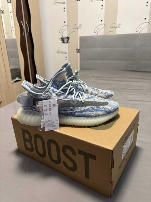 Yeezy Boost 350 V2 MX Frost Blue