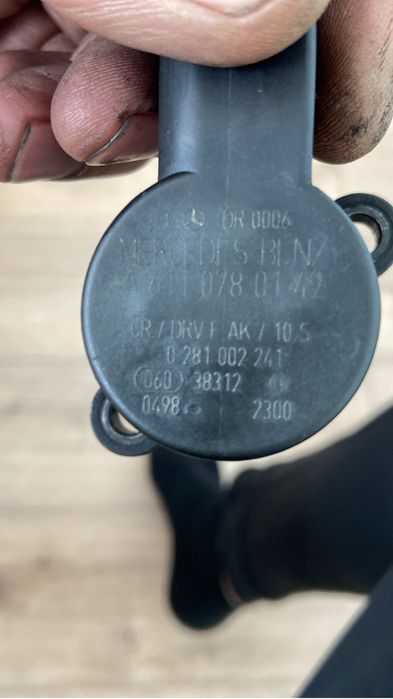 Регулятор давления в рампе мерседес Вито 638, дизель 2,2