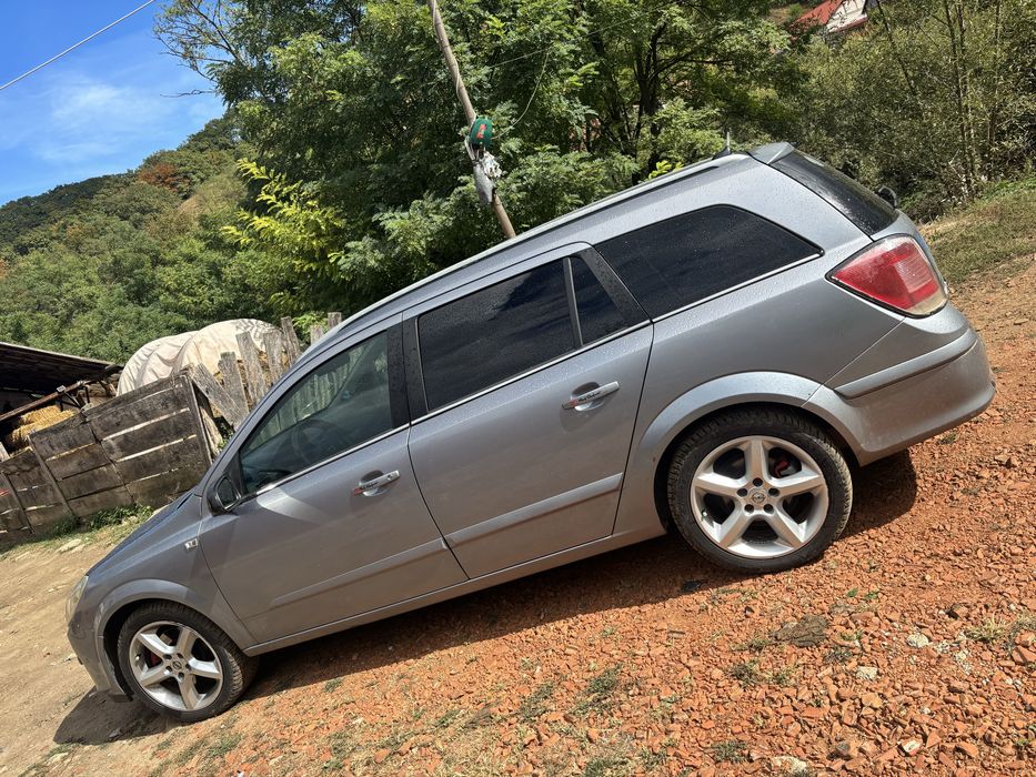 Opel astra H an 2007  6 trepte !!