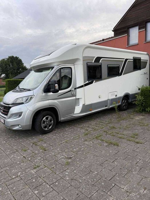 Първокласен френски кемпер Notin Alméria 2018 – Fiat Ducato 2.3 Multijet 150 к.с., автоматична скоростна кутия – 2 + 2 места за спане