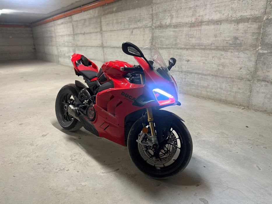 Мотор DUCATI Panigale V4S, 2024 г