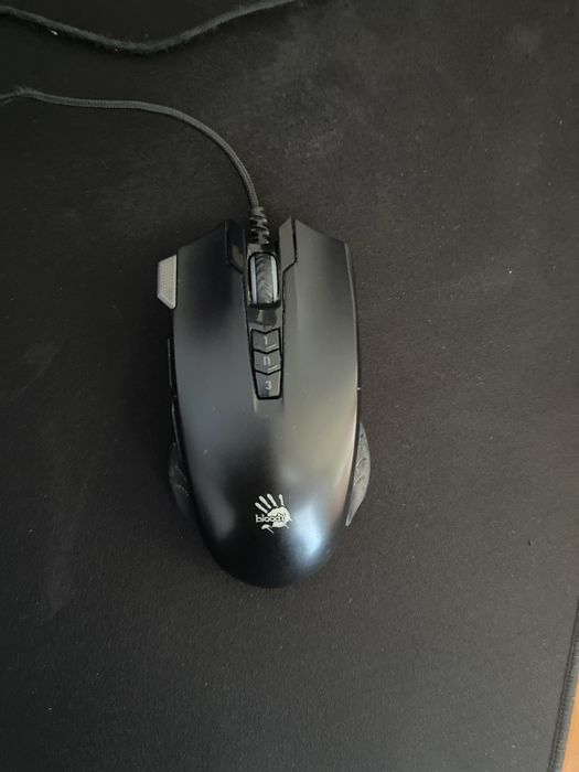Продам мышку  A4Tech Bloody V9M