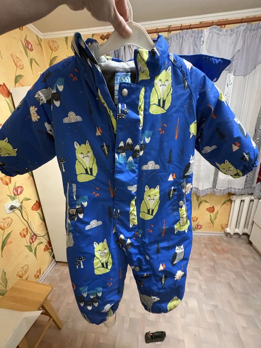 Продам зимний комбинезон, 80см