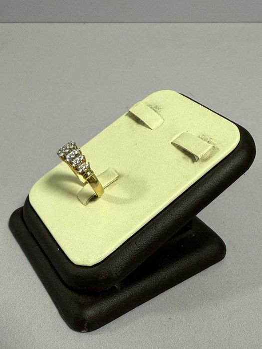 Кольцо с камянми / КА 324329