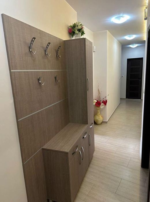 Дава се под наем Тристаен апартамент в София, Витоша - 103 кв.м за 1296.42 € - Снимка #13